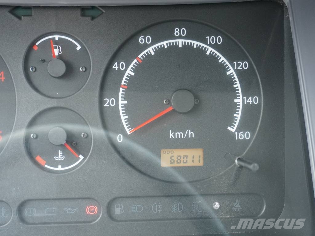 Nissan CABSTAR SEMITAULINER **68.000 KMS** Camion cu prelata