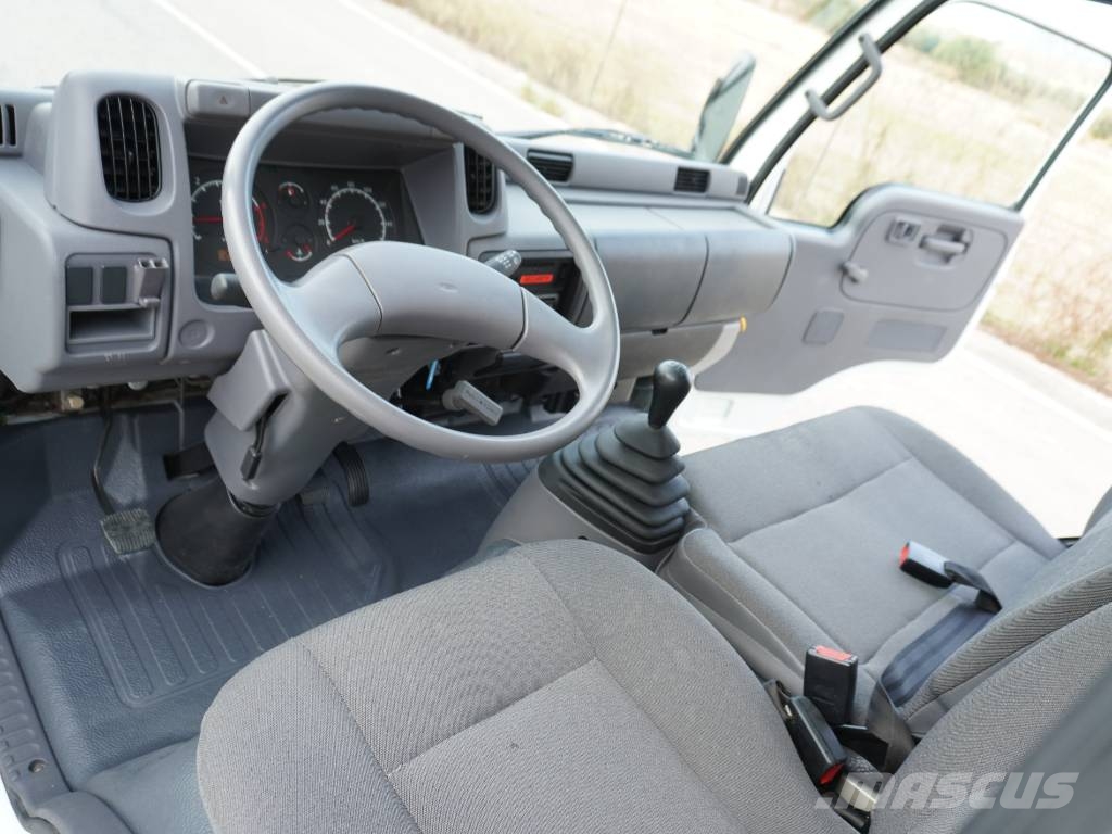 Nissan CABSTAR SEMITAULINER **68.000 KMS** Camion cu prelata