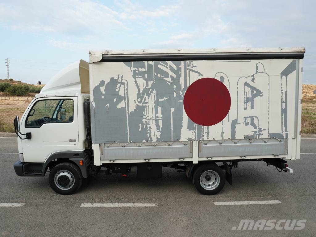Nissan CABSTAR SEMITAULINER **68.000 KMS** Camion cu prelata