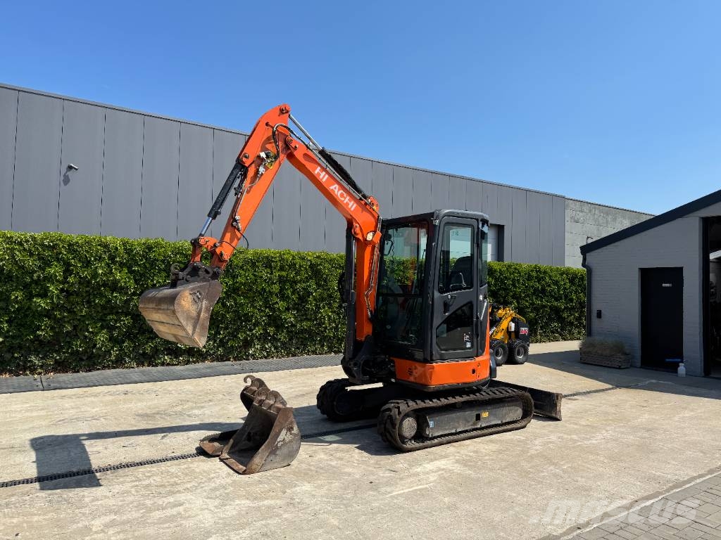 Hitachi ZX 33 U-5A CLR Minigraafmachines < 7t