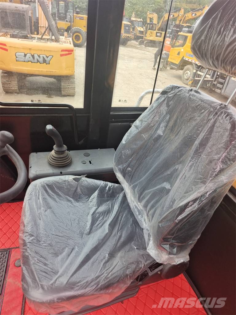 CAT 966 H   Shanghai largest supplier Incarcator pe pneuri