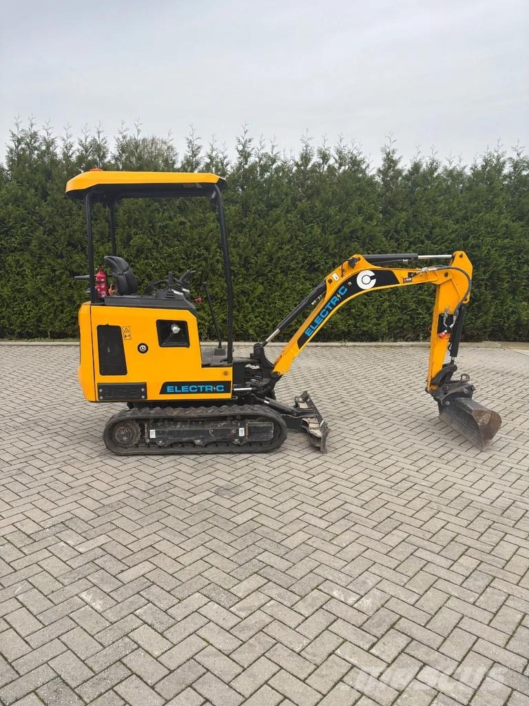 JCB 19C-1E Miniescavadeiras < 7t (Mini escavadeiras)