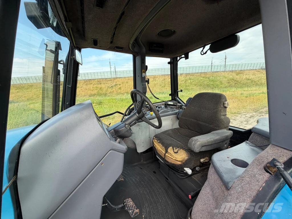 Ford 8770 Tractors