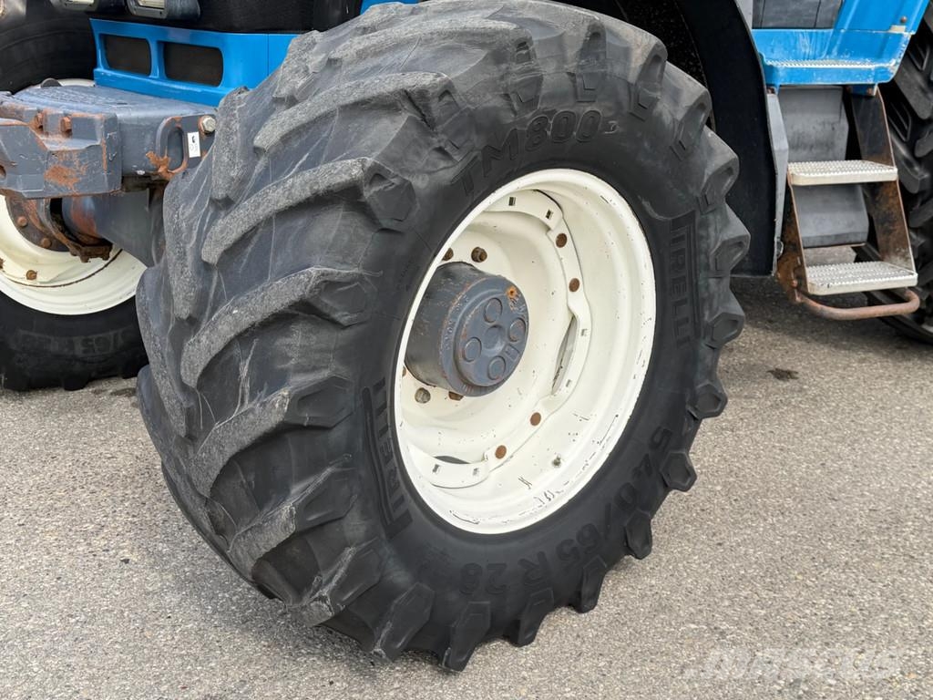 Ford 8770 Tractors