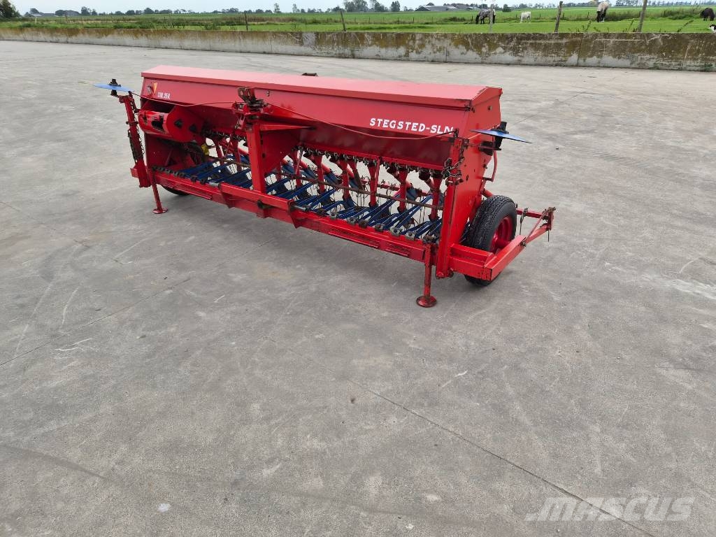 Stegsted SLN 3M 25R Zaaimachines
