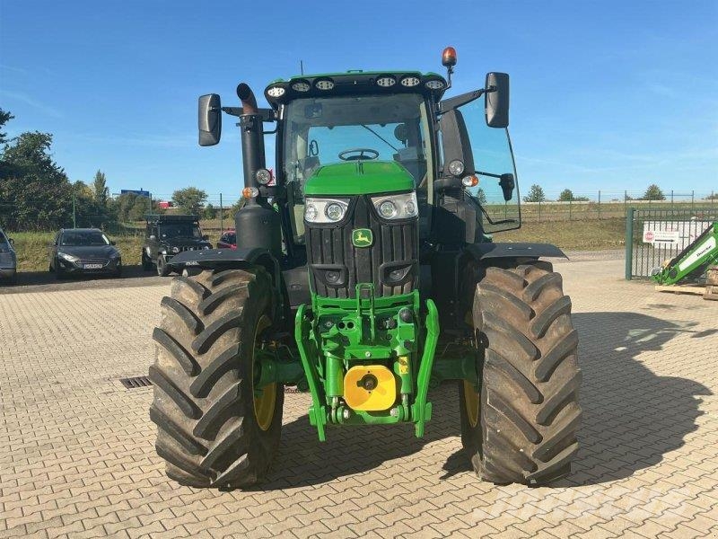 John Deere 6R 250 Tractoren