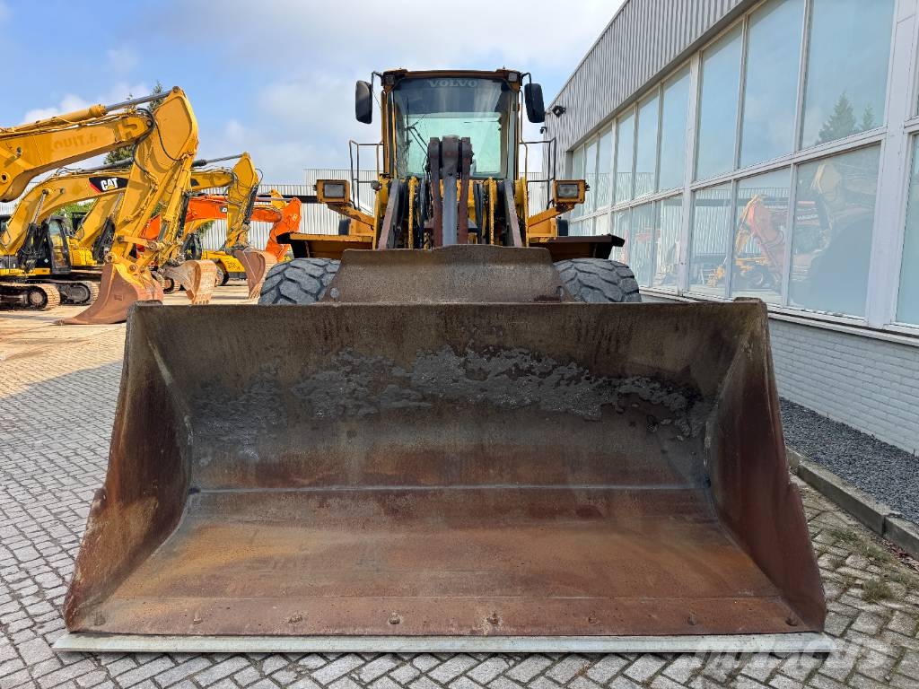 Volvo L 180 E Radlader