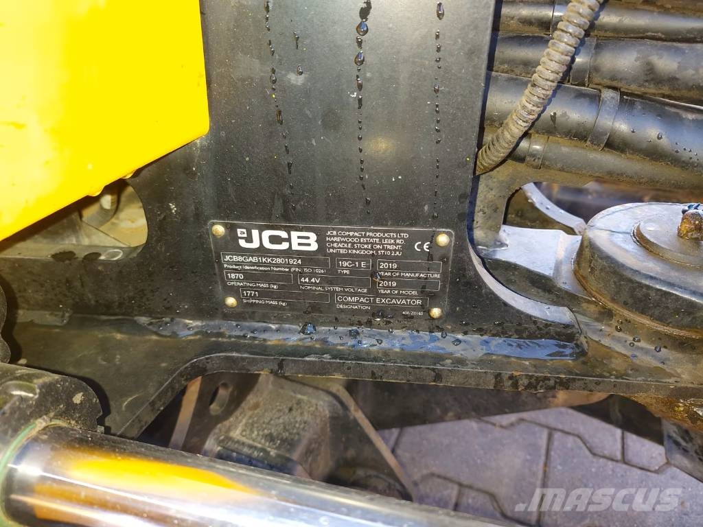 JCB 19 C-1 حفارات صغيرة أقل من 7 طن (حفارات صغيرة)