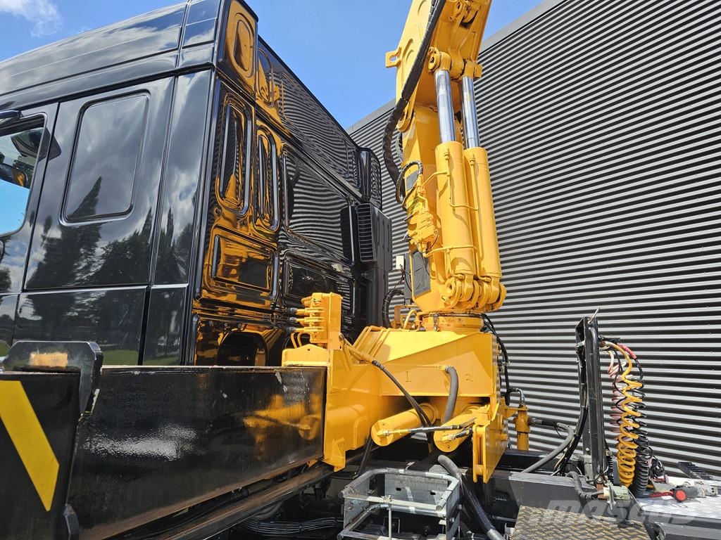 DAF XF 430 6x2 / HIAB 280-5 CRANE - KRAN / REMOTE Vetopöytäautot