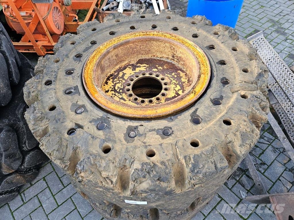 CAT 924G-Tong Yong 20.5-25-Tire/Reifen/Band الإطارات والعجلات والحافات