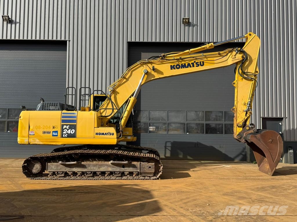 Komatsu PC240LC-10 حفارات زحافة