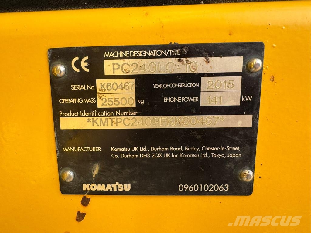 Komatsu PC240LC-10 حفارات زحافة