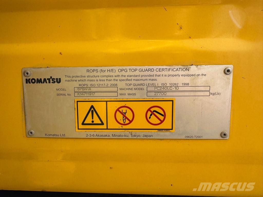 Komatsu PC240LC-10 حفارات زحافة