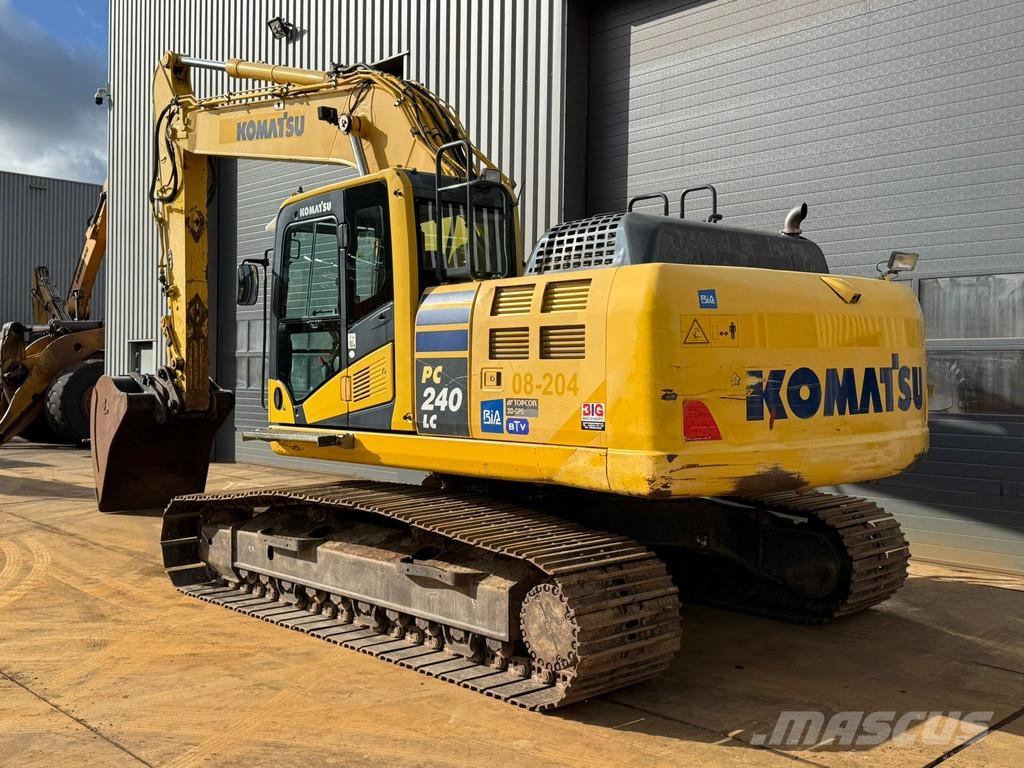 Komatsu PC240LC-10 حفارات زحافة