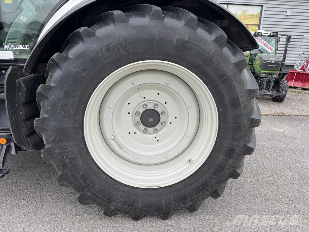 Valtra T 234 D SmartTouch 트랙터