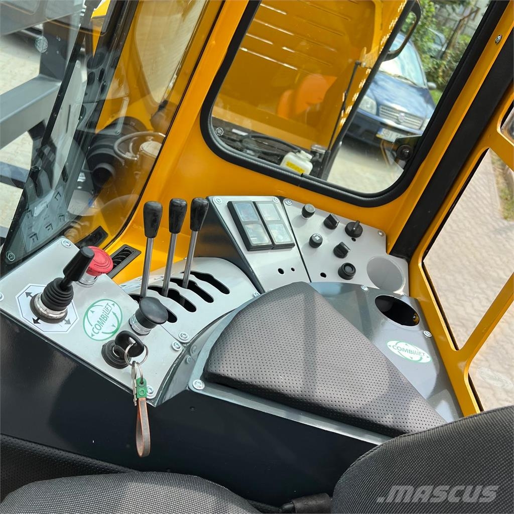 Combilift [DISCOUNT-SALE] C4500 Wide Traverse 四向前伸式堆高機(叉車)