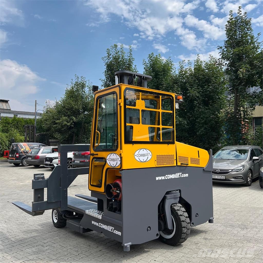 Combilift [DISCOUNT-SALE] C4500 Wide Traverse 4-way reach trucks