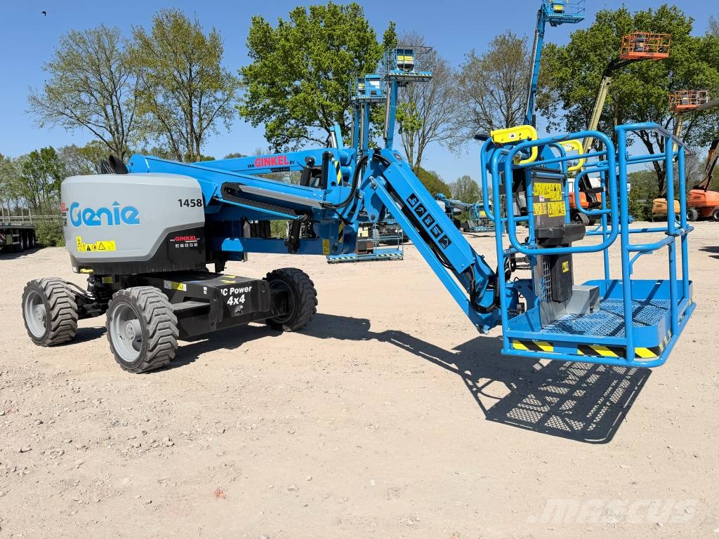 Genie Z 45 XC Kompaktiškas savaeigis strėlinis keltuvas