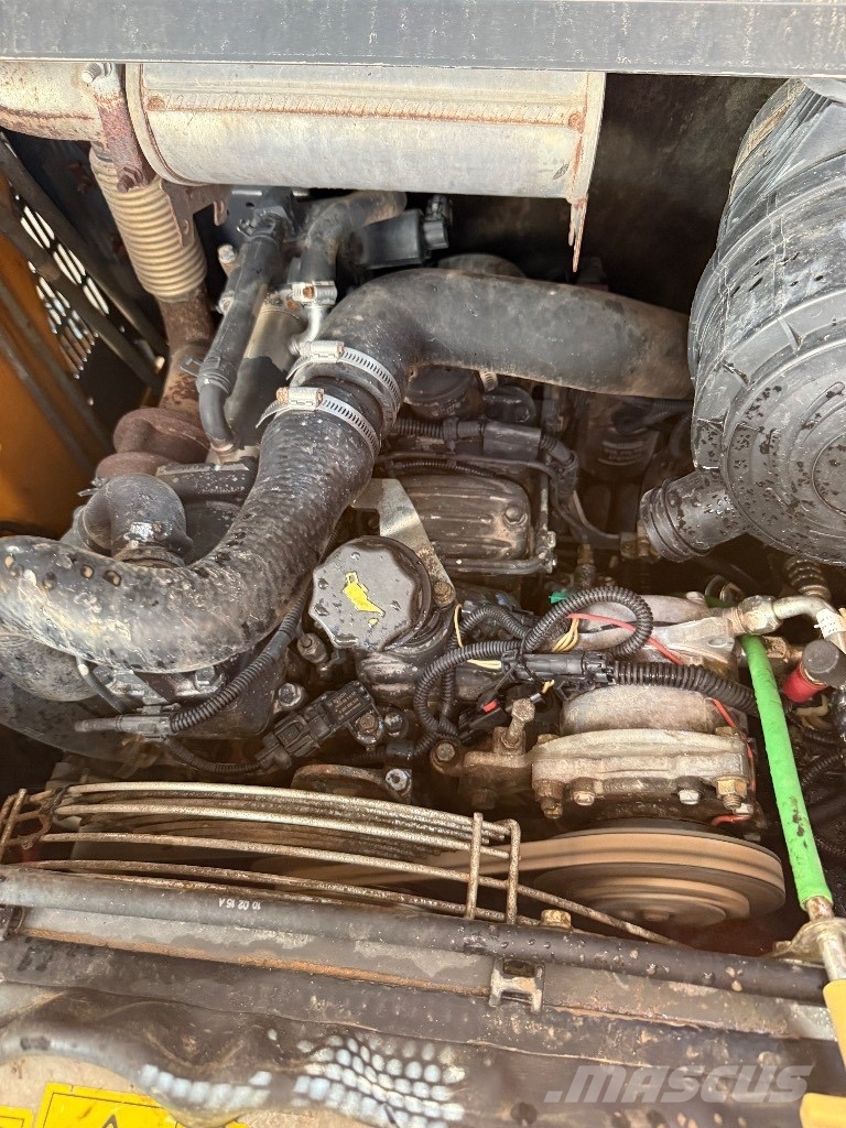 CASE SR 200 Φορτωτάκια