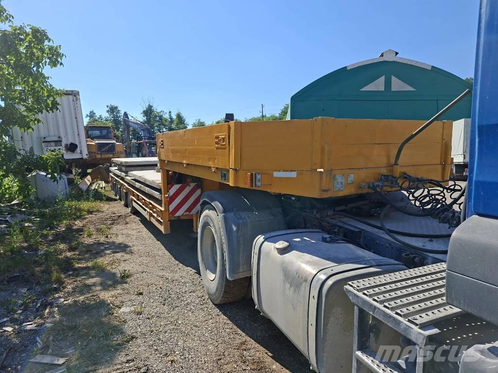 Goldhofer STZ L4 Semirremolques de carga baja