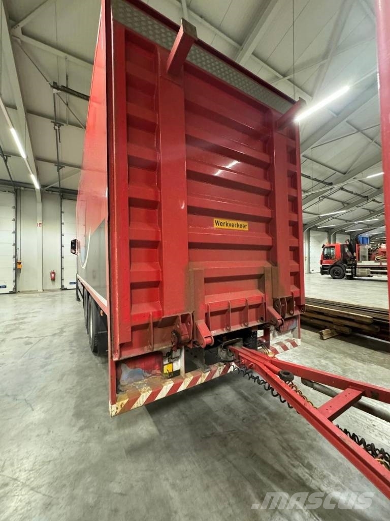 Ditch Witch , Vermeer, Tracto techniek Truck With mixunit and  Camiones de perforación móvil