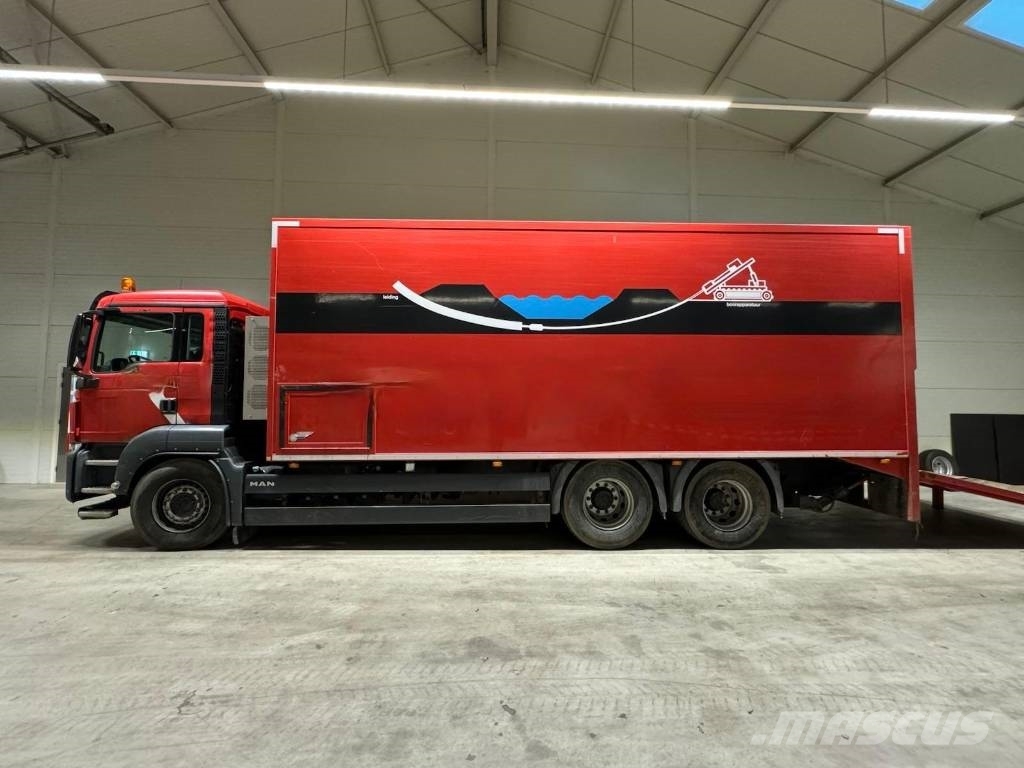 Ditch Witch , Vermeer, Tracto techniek Truck With mixunit and  Camiones de perforación móvil