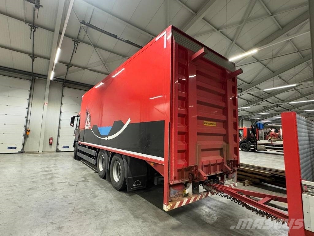Ditch Witch , Vermeer, Tracto techniek Truck With mixunit and  Camiones de perforación móvil