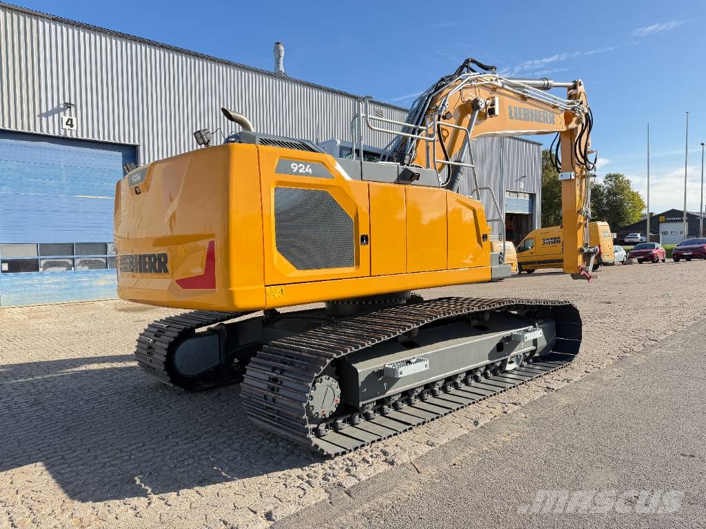 Liebherr R 924 Roomikekskavaatorid