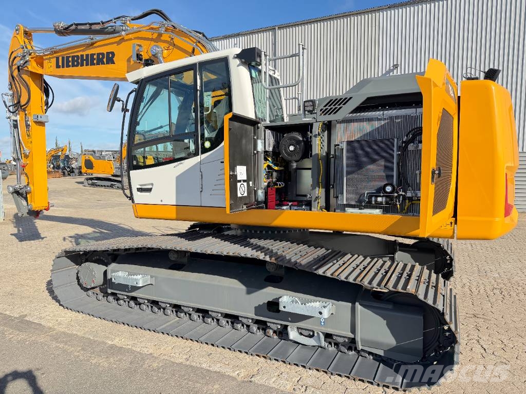 Liebherr R 924 Roomikekskavaatorid