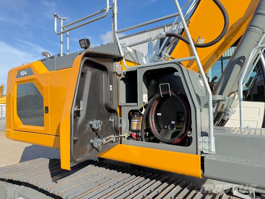 Liebherr R 924 Roomikekskavaatorid