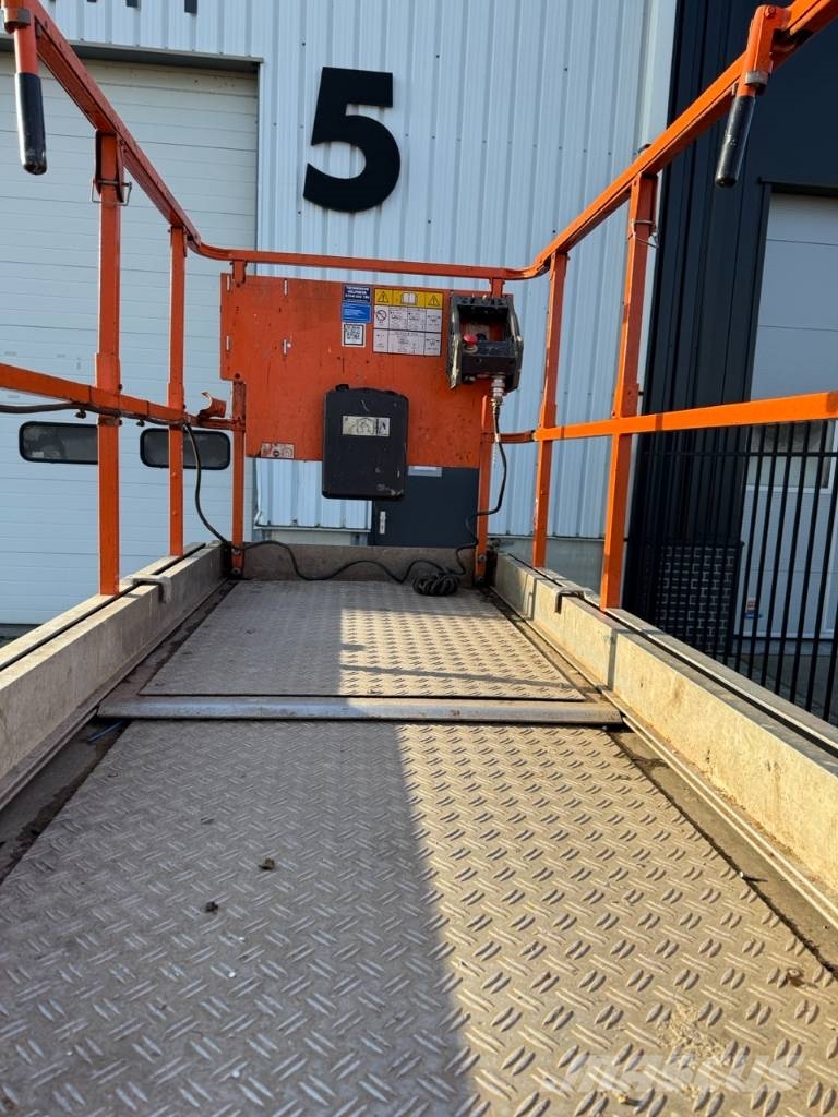 JLG 3246 ES Schaar hoogwerker 12 meter Scissor lifts