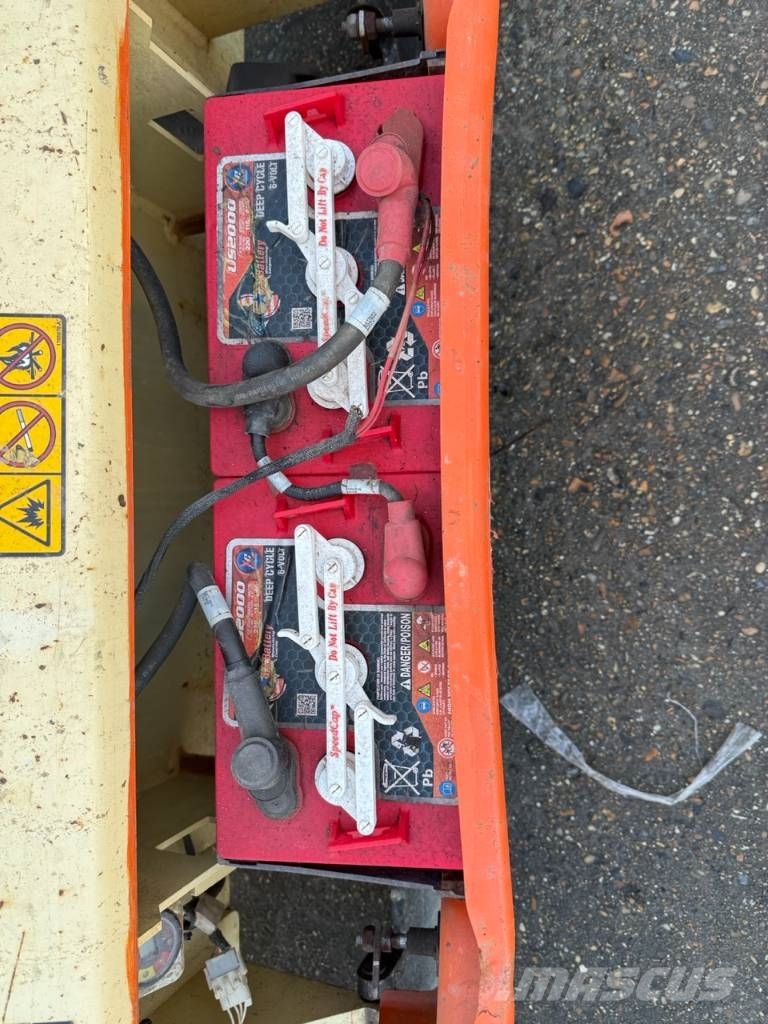 JLG 3246 ES Schaar hoogwerker 12 meter Scissor lifts