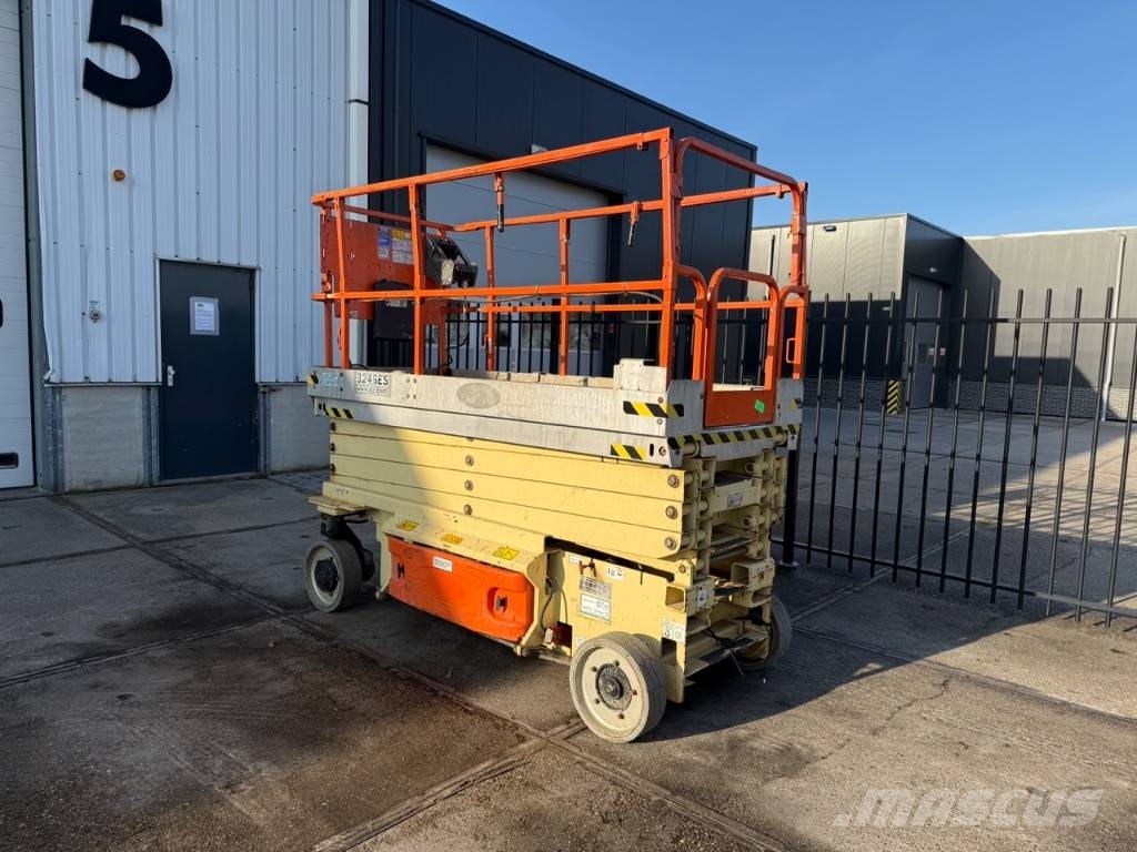 JLG 3246 ES Schaar hoogwerker 12 meter Scissor lifts