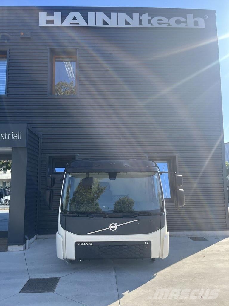 Volvo FL 驾驶室与内部