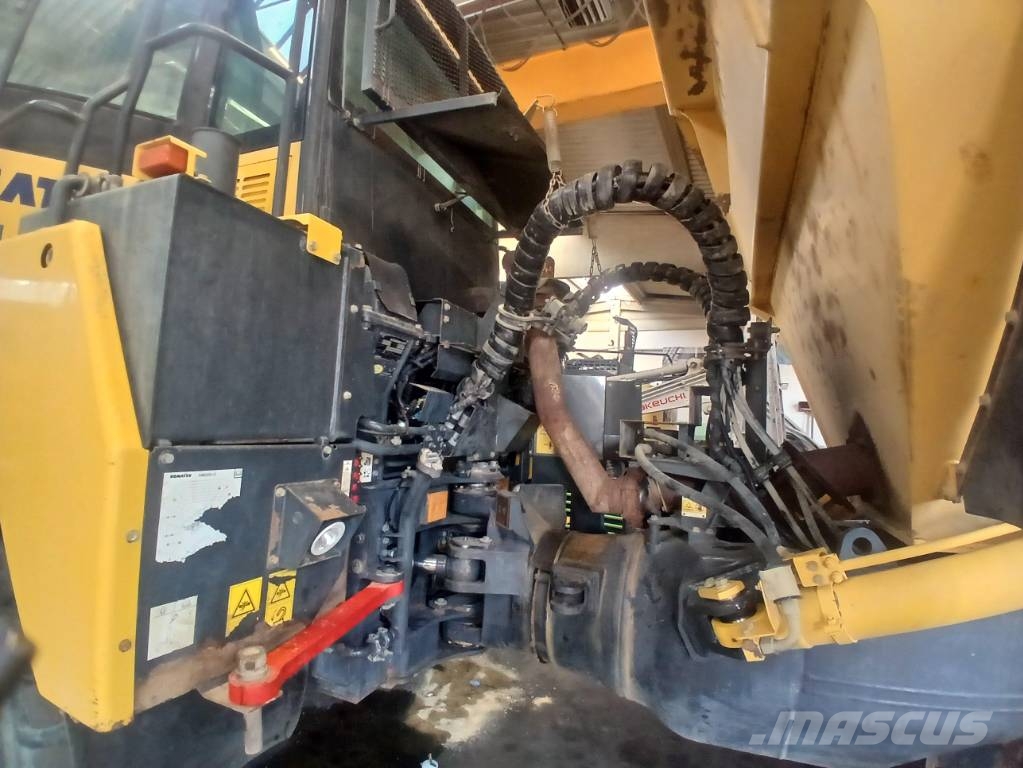 Komatsu HM 300-3 Karjeriniai savivarčiai