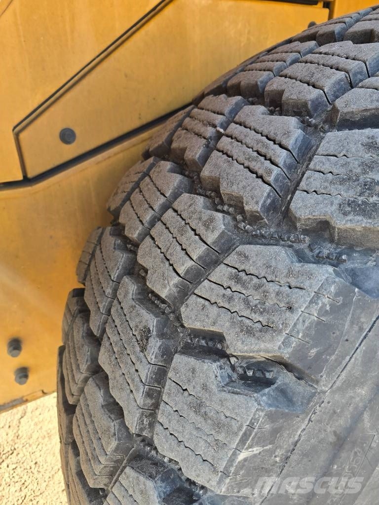 Volvo L 60 E Rataslaadurid