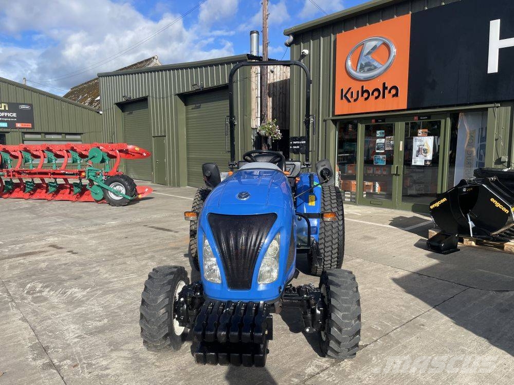 New Holland Boomer 40 Tractors