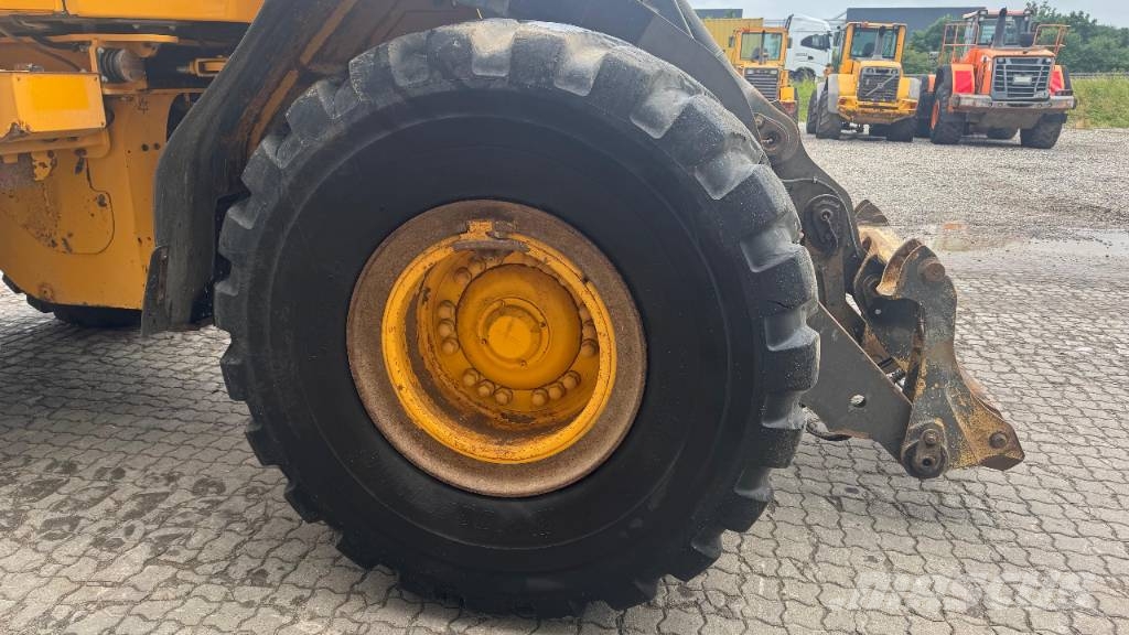 Volvo L 120 H Cargadoras sobre ruedas