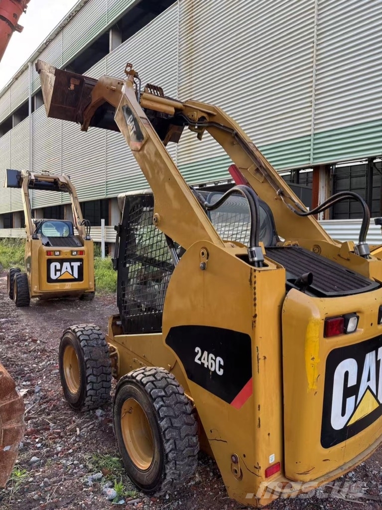CAT 246 C Φορτωτάκια