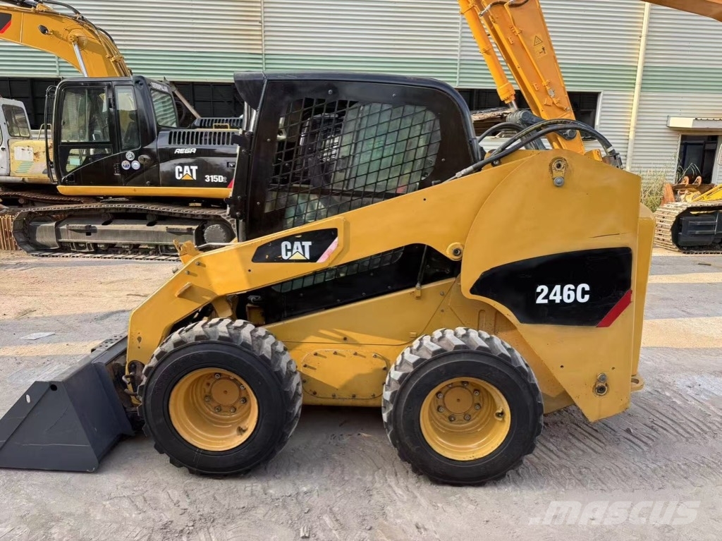 CAT 246 C Φορτωτάκια