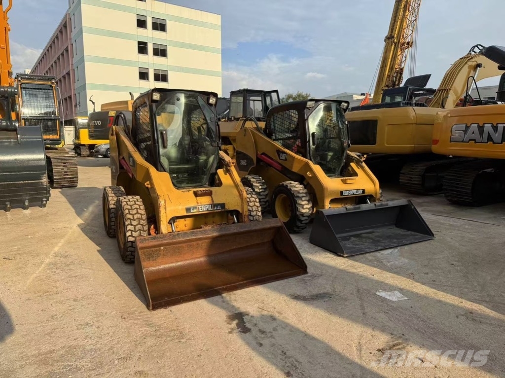 CAT 246 C Φορτωτάκια