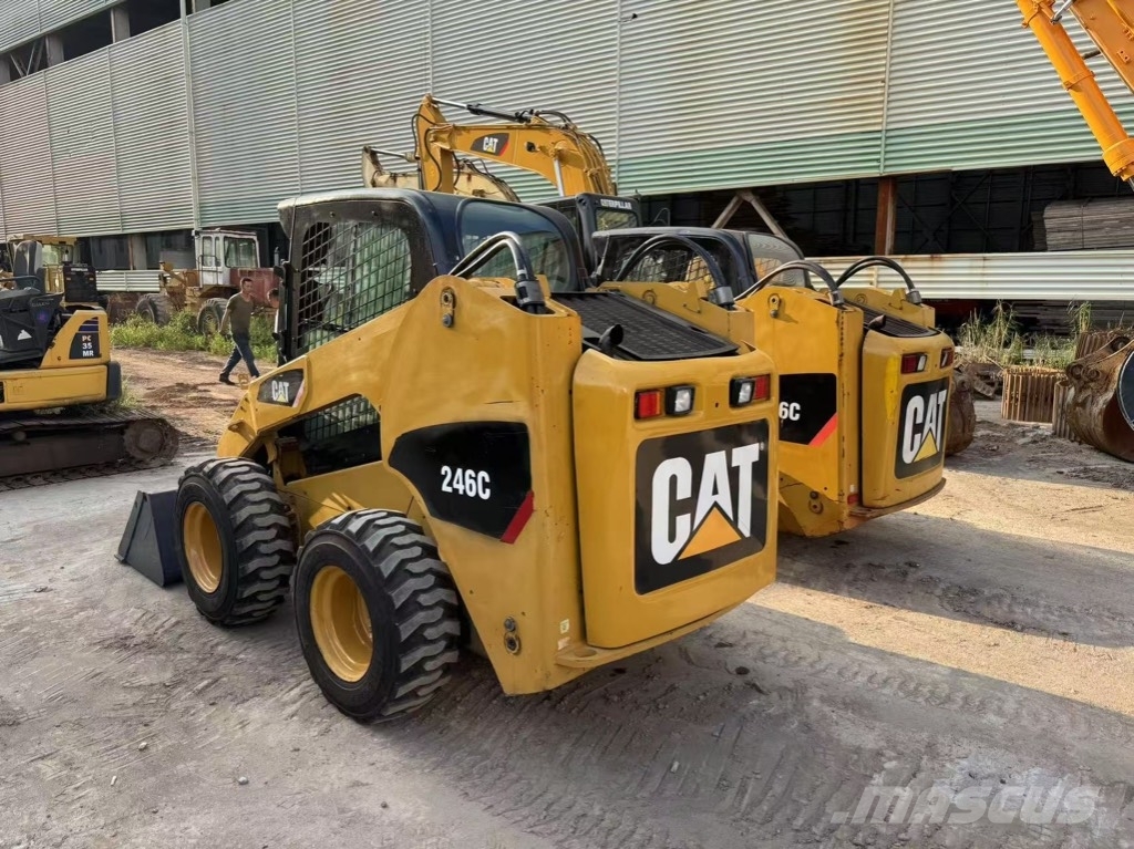 CAT 246 C Φορτωτάκια