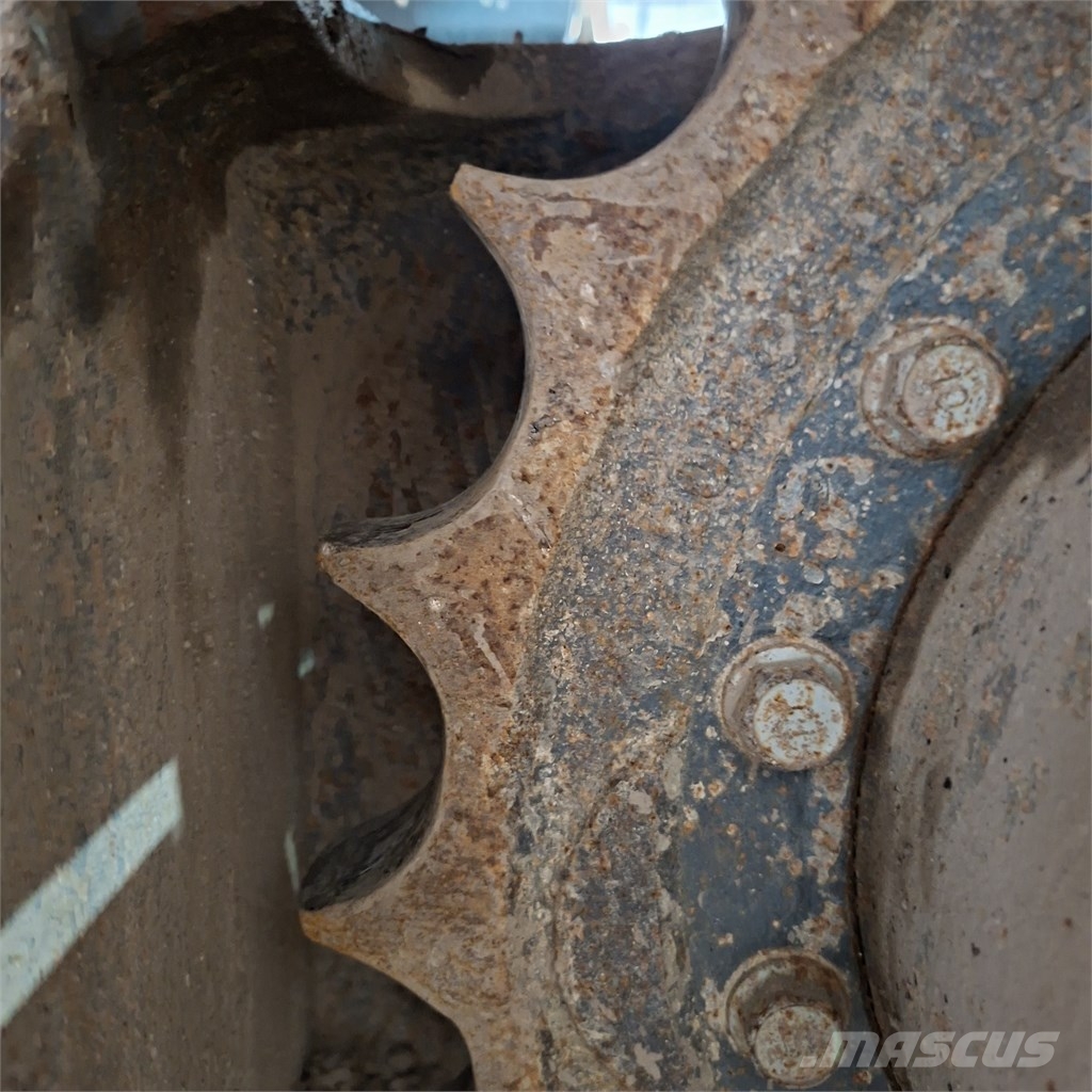 Doosan DX 140 LC Kāpurķēžu ekskavatori