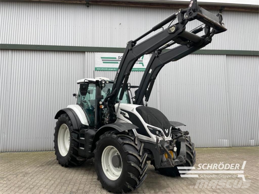 Valtra T 174 ED SMARTTOUCH | RTK | UNLIMITED Tractores