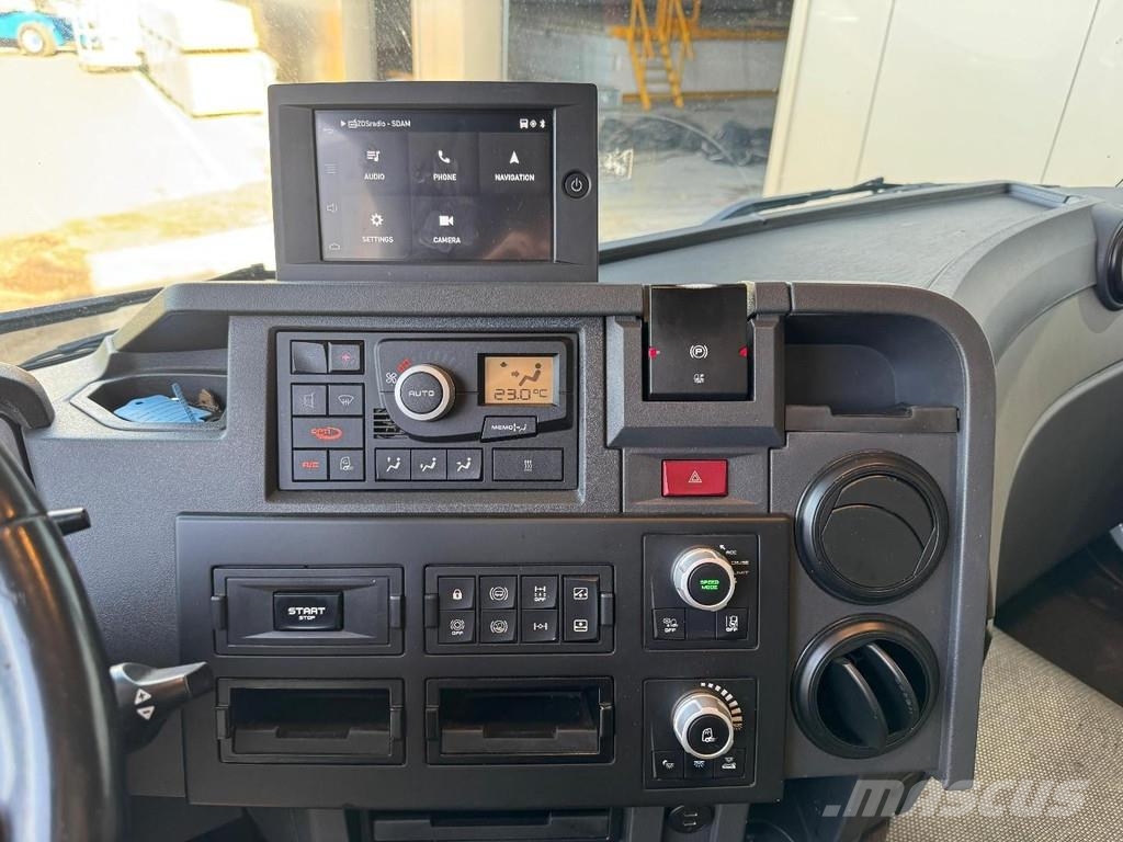 Renault T440 4X2 EURO 6 Tractor Units