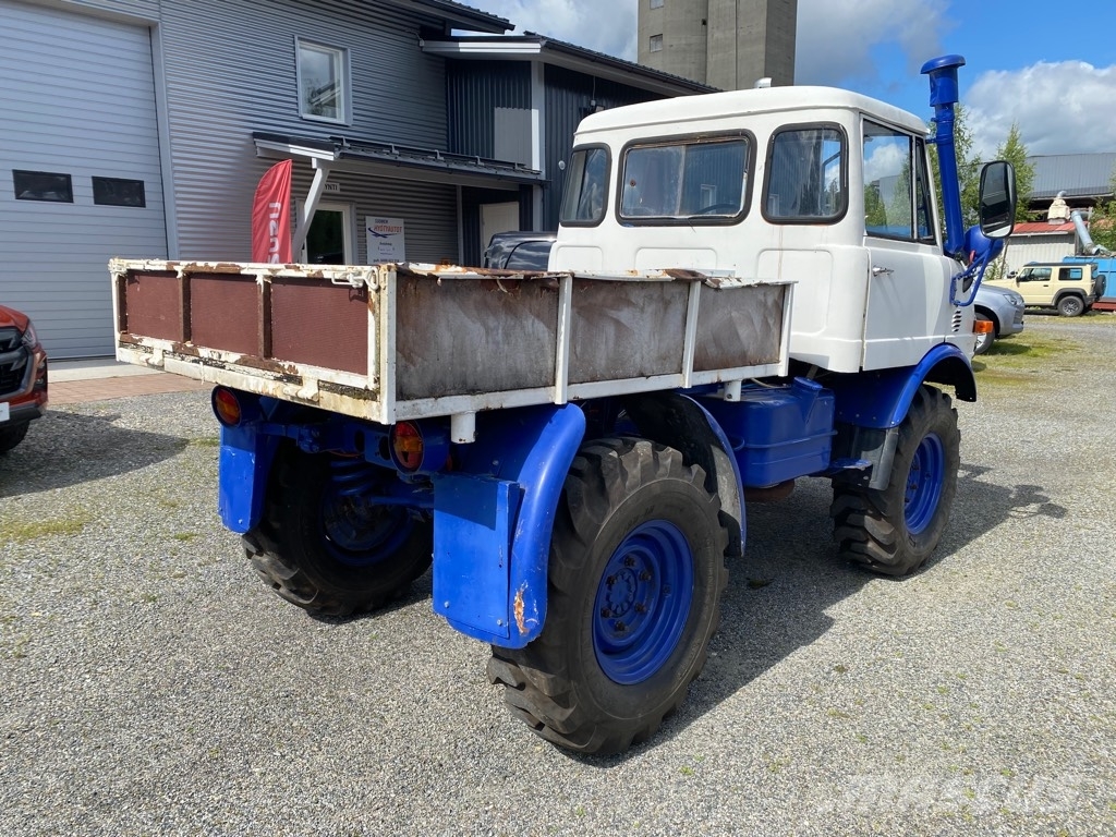 Mercedes-Benz Unimog Otros camiones