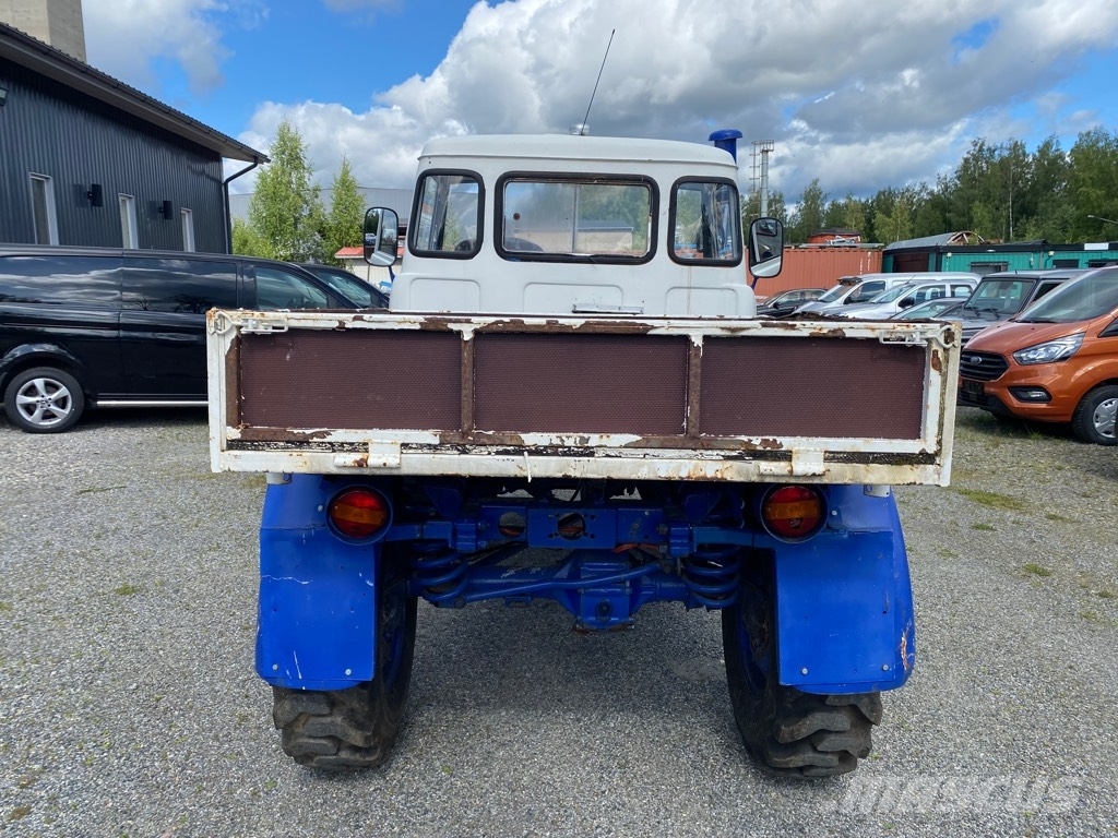 Mercedes-Benz Unimog Otros camiones