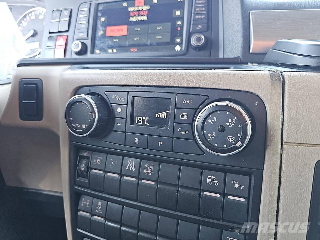 MAN 18.470 TGX Vetopöytäautot