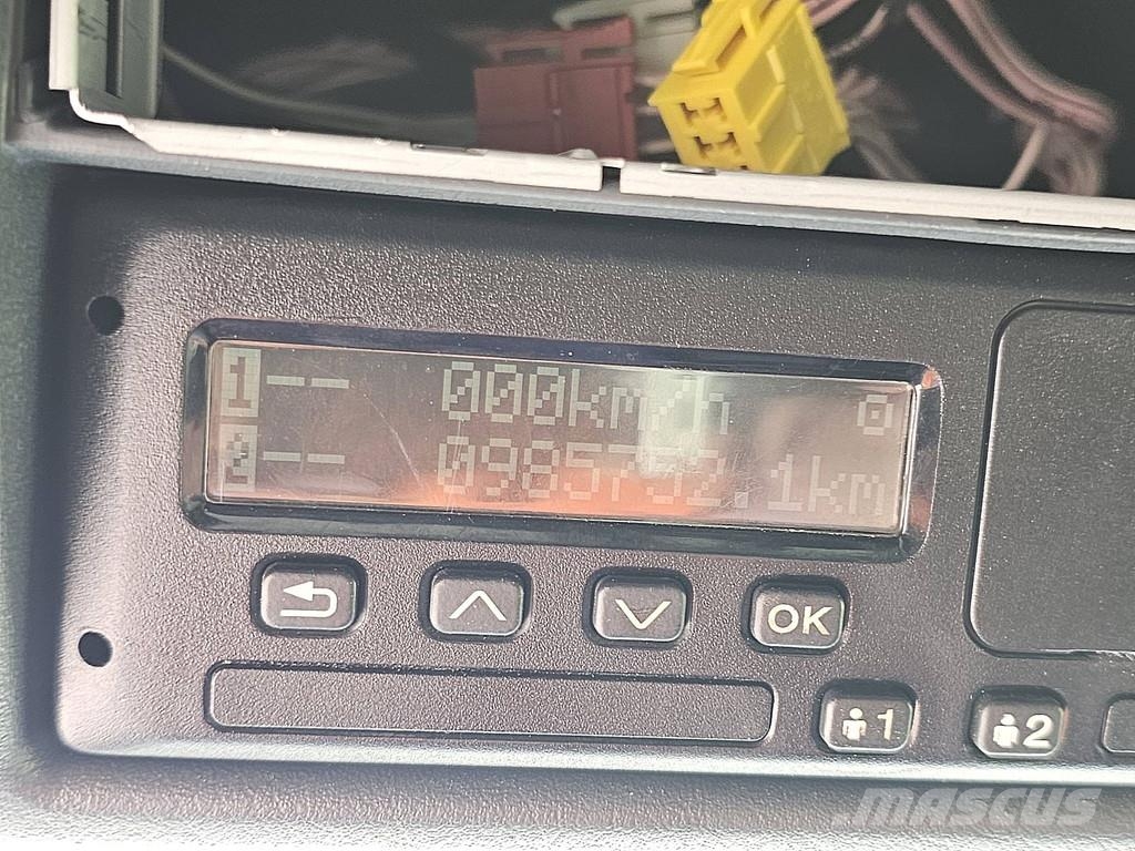 MAN 18.470 TGX Vetopöytäautot