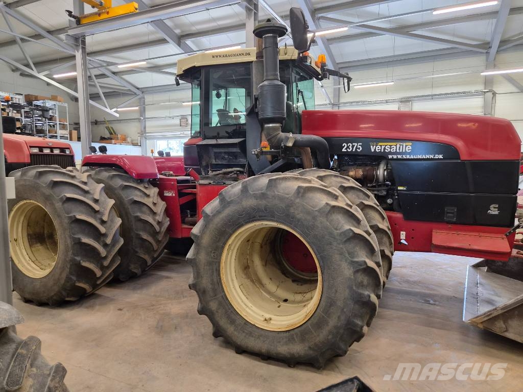 Buhler Versatile 2375 Traktoren